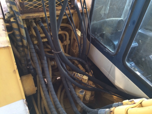 ขายรถขุด KOMATSU PC 60-6 s/no. PC60-31116 ขายรถขุด KOMATSU PC 60-6 s/no. PC60-31116