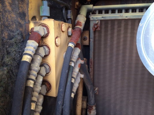 ขายรถขุด KOMATSU PC 60-6 s/no. PC60-31116 ขายรถขุด KOMATSU PC 60-6 s/no. PC60-31116