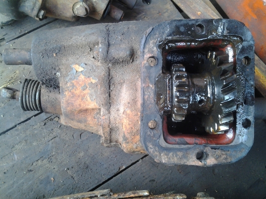 ขายเกียร์รถ10ล้อ แปลงใส่รถหลายรุ่น เพิ่งถอดมา มี 2 ตัว ขายตัวละ 5,500 บาท ขายเกียร์รถ10ล้อ แปลงใส่รถหลายรุ่น เพิ่งถอดมา มี 2 ตัว ขายตัวละ 5,500 บาท