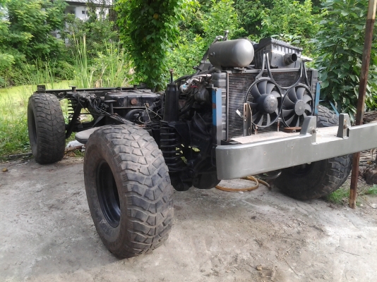 ขายช่วงล่างแลนด์โรเว่อร์ดิ๊สมาเวอรี่ 4X4 สภาพสวยไม่เป็นสนิม ดิส 4 ล้อใหญ่ๆ สปริง 4ล้อ คานแข็ง เกียร์โฟร์ออโต้ เครื่องแลนด์ 3900 CC เครื่องไม่เคยดมแก๊ส วิ่งไป 130,000 โล ครับ ขาย 125,000 บาท