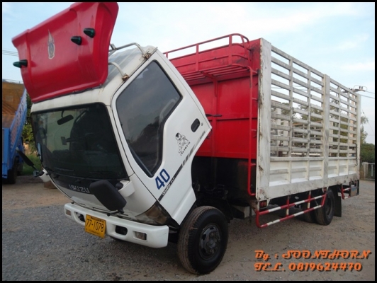 ขายด่วน รถบรรทุก 6 ล้อ ISUZU NQR 150 แรง EURO-2 รถห้างแท้ ปี49  ช่วงยาว 5.5M สภาพสวย พร้อมใช้งาน ราคาสุดคุ้ม