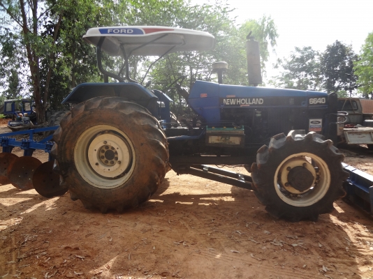 จำหน่ายรถไถฟอร์ด