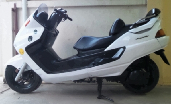 yamaha majesty 250 y98 อินวอยออกชื่อคนซื้อครับ