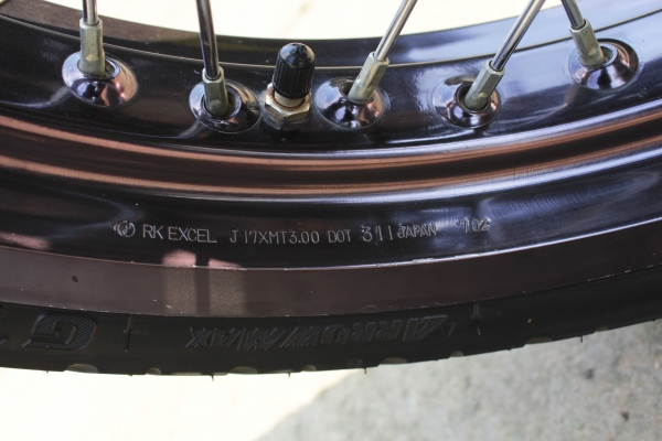 ขาย JX 200 ทบเต็มโอน แต่งแนว SR ล้อโต สภาพจบ ๆ ขาย JX 200 ทบเต็มโอน แต่งแนว SR ล้อโต สภาพจบ ๆ