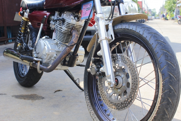 ขาย JX 200 ทบเต็มโอน แต่งแนว SR ล้อโต สภาพจบ ๆ ขาย JX 200 ทบเต็มโอน แต่งแนว SR ล้อโต สภาพจบ ๆ