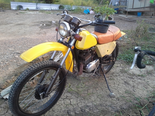 ขายer 125 มีเล่มทะเบียนไม่โอนพร้อมใช้ครับ