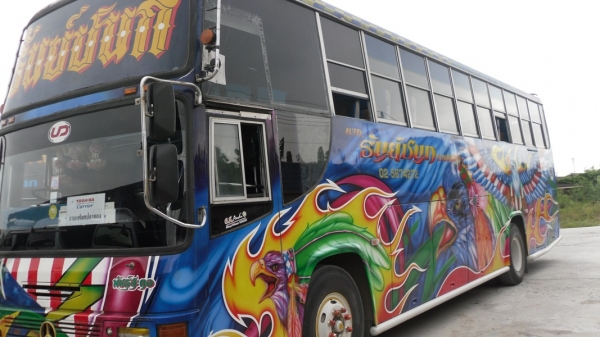 ขายด่วน! รถบัสพัดลม 12 เมตร คัสซีเบนซ์   650,000 บาท