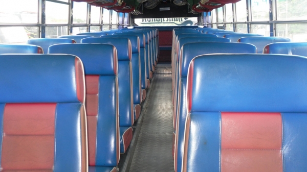 ขายด่วน! รถบัสพัดลม 12 เมตร คัสซีเบนซ์   650,000 บาท