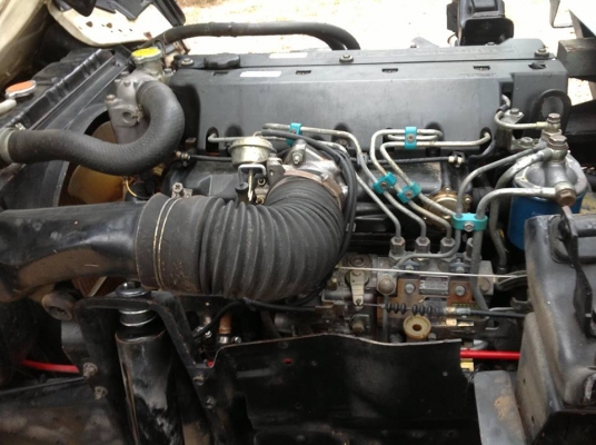 รถบรรทุก  6  ล้อ  ดั้ม  NKR  สภาพดีเยี่ยมมมม  พร้อมใช้งาน