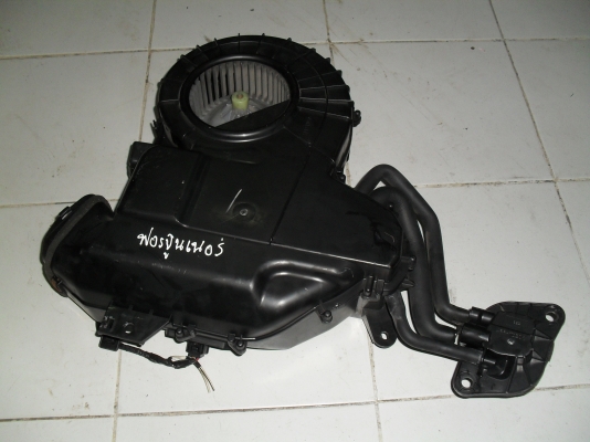 ขายตู้แอร์หน้า FORTUNER  ของแท้สวยๆ