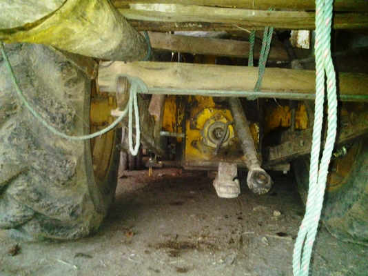 รถไถ JOHNDEER 2130 รถใช้งานได้ปกติ