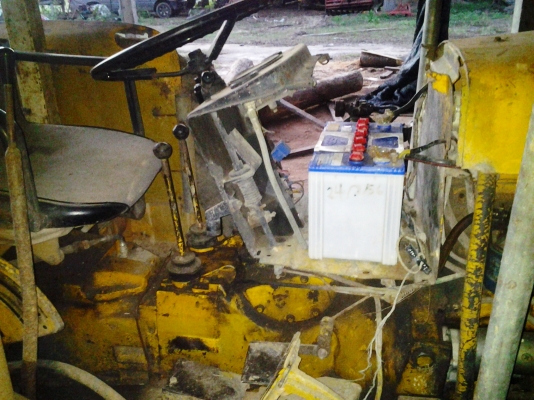 รถไถ JOHNDEER 2130 รถใช้งานได้ปกติ