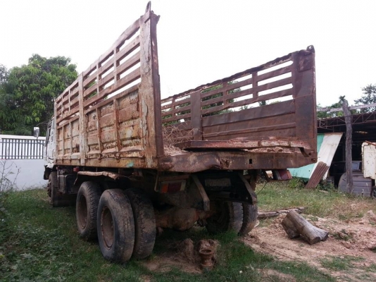 ขาย NISSAN UD เครื่อง HINO HO7C สโลกลาง 2 เพลา