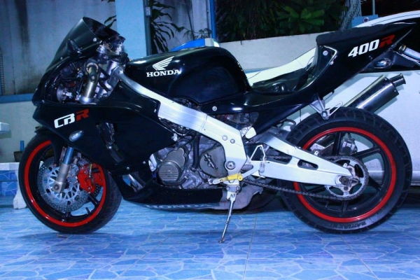 Re: ขาย CBR400 ทะเบียนแท้ พร้อมโอน 67,000