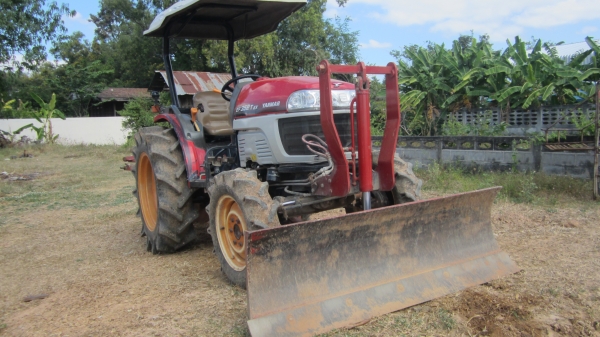 ขายแทรคเตอร์ รุ่น EF352T ขายแทรคเตอร์ รุ่น EF352T