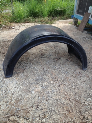 บังโคลนรถ สิบล้อ