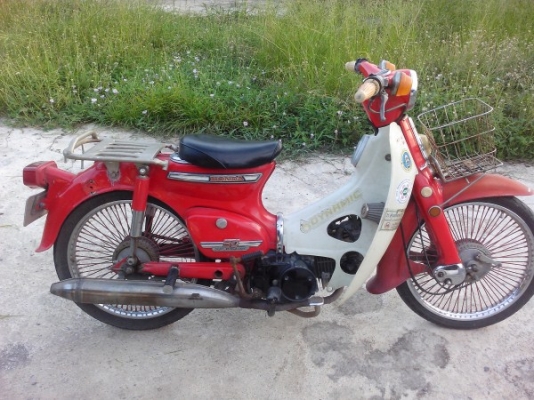 ขาย c90 Deluxe แท้เครื่องเวฟ มีเล่มโครง มีแครงเครื่อง ภาษีขาดปีเดียว