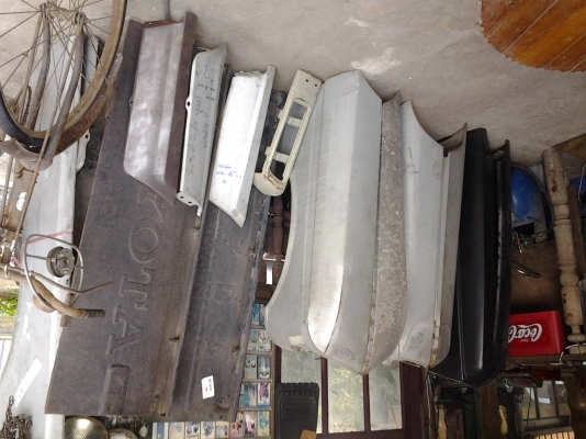 JOECLASSIC..ขายอะไหล่บอดี้พาร์ทหลายรุ่นหลายรายการสนใจสอบถามได้..