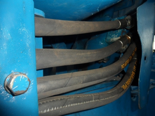 ขายแล้วรถไถฟอร์ด4000 เครื่อง3สูบ เพลาเดียว เก่านอกสวยมากรถเดิมๆ