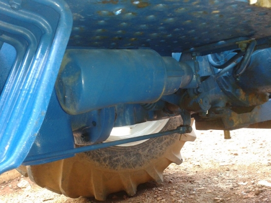 ขายแล้วรถไถฟอร์ด4000 เครื่อง3สูบ เพลาเดียว เก่านอกสวยมากรถเดิมๆ