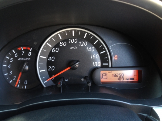 วิ่งน้อยครับ18,000กม. Nissan March วิ่งน้อยครับ18,000กม. Nissan March