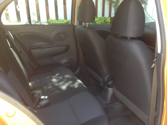 วิ่งน้อยครับ18,000กม. Nissan March วิ่งน้อยครับ18,000กม. Nissan March