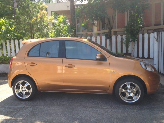 วิ่งน้อยครับ18,000กม. Nissan March วิ่งน้อยครับ18,000กม. Nissan March