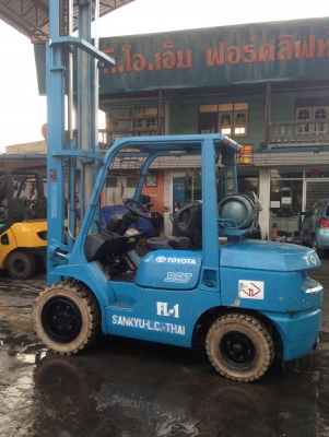 ขายฟอร์คลิฟท์ รุ่น toyota 7fg35j เสา 6 เมตร ขายฟอร์คลิฟท์ รุ่น toyota 7fg35j เสา 6 เมตร
