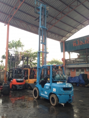 ขายฟอร์คลิฟท์ รุ่น toyota 7fg35j เสา 6 เมตร