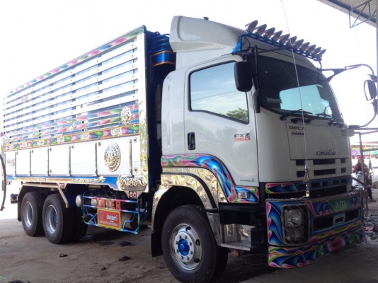 ขายรถบรรทุก 10 ล้อ แม่ลูกพ่วง ISUZU แม่ยาว 6.50 สูง 2.20-2.40 เมตร ลูกพ่วง ยาว 7.50 สูง 2.20-2.40 เมตร สนใจติดต่อ 081-9832626 เฮียโชค(อู่อินเตอร์)