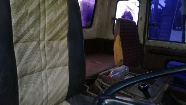 10ล้อรถโม่ปูน HINO FM18  ขับได้ใช้ได้ 2เพลา ช่วงสิบล้อดั้ม..(อ่านรายละเอียดด้านล่างสุด)