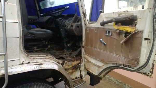 10ล้อรถโม่ปูน HINO FM18  ขับได้ใช้ได้ 2เพลา ช่วงสิบล้อดั้ม..(อ่านรายละเอียดด้านล่างสุด)