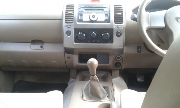 ขายดาวน์ Nissan navera 4 ประตู เจ้าของขายเอง