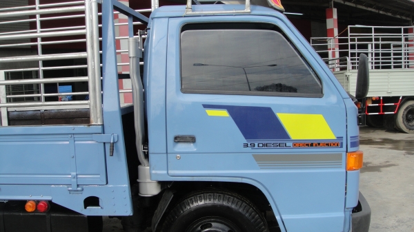 ISUZU NPR เครื่อง115 ดาวน์95000ผ่อน11000/36เดือน