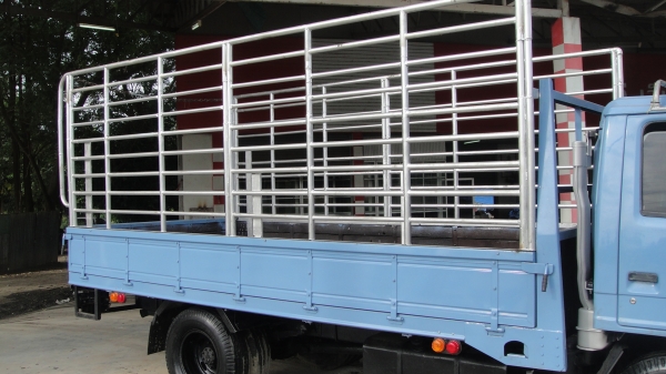 ISUZU NPR เครื่อง115 ดาวน์95000ผ่อน11000/36เดือน