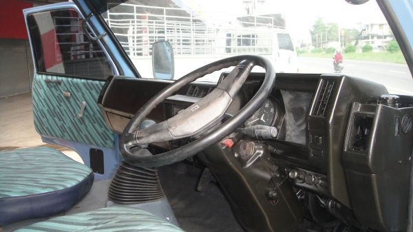 ISUZU NPR เครื่อง115 ดาวน์95000ผ่อน11000/36เดือน