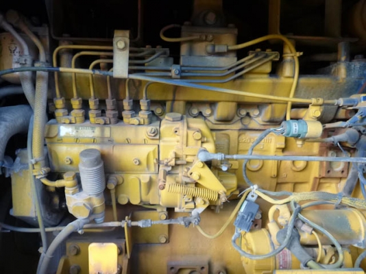 รถตักล้อยาง  WA150-1-30577  มีตู้เก๋ง  สภาพสวย ชั่วโมงใช้งานน้อย  เข้าไทยแล้ว  รถจอดอยู่ที่ C.S. Motor หลักสี่  โทร.081-373-0559