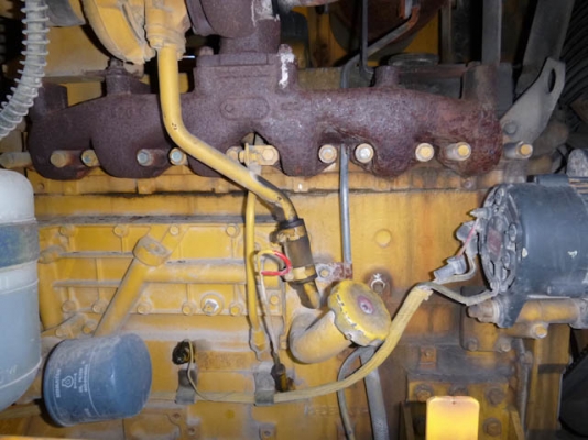 รถตักล้อยาง  WA150-1-30577  มีตู้เก๋ง  สภาพสวย ชั่วโมงใช้งานน้อย  เข้าไทยแล้ว  รถจอดอยู่ที่ C.S. Motor หลักสี่  โทร.081-373-0559