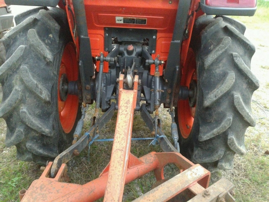 ขายรถไถ KUBOTA  L3608 พร้อมดันหน้า  ผาน5