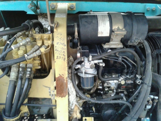 ขายรถขุด komatsu PC30-7E เก่านอกไม่เคยใช้งานในไทย  ตู้เก๋งเพิ่ม 40,000