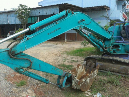 ขายรถขุด komatsu PC30-7E เก่านอกไม่เคยใช้งานในไทย  ตู้เก๋งเพิ่ม 40,000