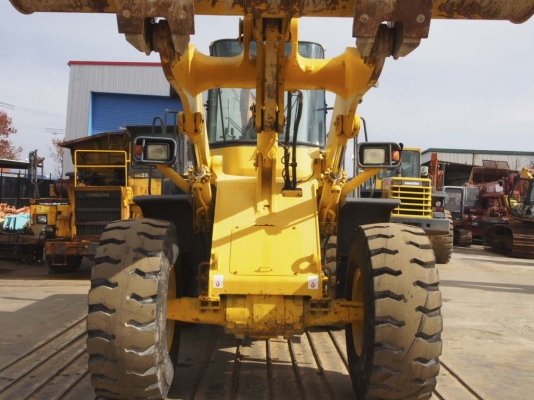 รถตักล้อยาง  WA300-3E-53174  สภาพสวยพร้อมใช้งาน  ภาพเดิม ๆ จากญี่ปุ่น  กำลังเดินทางเข้าไทย  โทร.081-373-0559