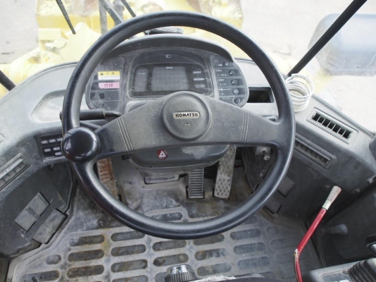 รถตักล้อยาง  WA300-3E-53174  สภาพสวยพร้อมใช้งาน  ภาพเดิม ๆ จากญี่ปุ่น  กำลังเดินทางเข้าไทย  โทร.081-373-0559