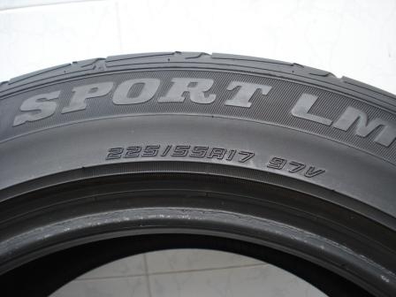 ขายยาง 1 คู่ dunlop LM 703 225-55-17 ปี 12 ขายยาง 1 คู่ dunlop LM 703 225-55-17 ปี 12