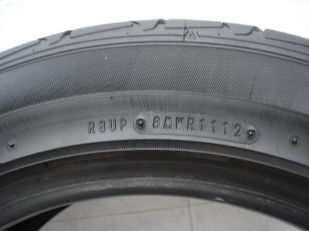 ขายยาง 1 คู่ dunlop LM 703 225-55-17 ปี 12 ขายยาง 1 คู่ dunlop LM 703 225-55-17 ปี 12