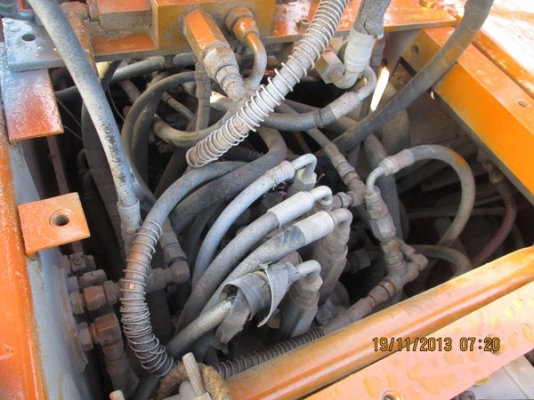 ด่วน ! ขายถูก  รถแบคโฮ