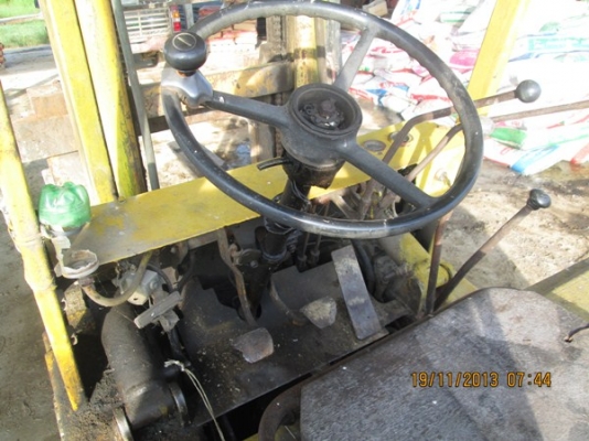 ขายด่วน รถโฟคลิฟ ขายด่วน รถโฟคลิฟ