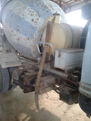 ขายรถหกล้อโม่ปูน Isuzu SR 175 แรง รถนอก แชสซีใหญ่ ยาง 9.00 โม่ 3.5 คิว ขายรถหกล้อโม่ปูน Isuzu SR 175 แรง รถนอก แชสซีใหญ่ ยาง 9.00 โม่ 3.5 คิว