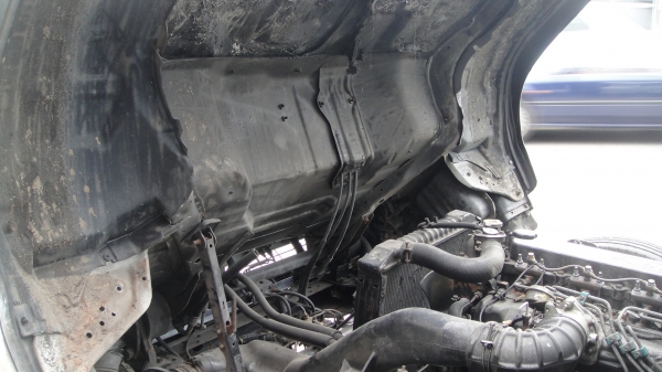 ISUZU NPR หัวการ์ตูน เครื่อง4HF1(135แรง) รถสีเดิมๆสวยจัด