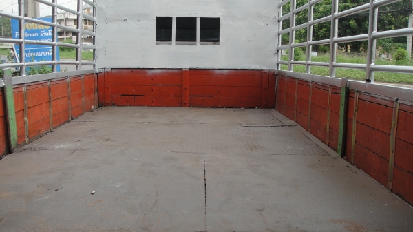 ISUZU NPR หัวการ์ตูน เครื่อง4HF1(135แรง) รถสีเดิมๆสวยจัด